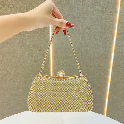 Strass-besetzte Abendhandtasche