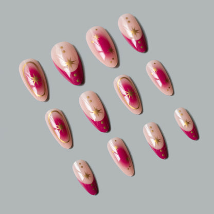 Elegante mit Sternen verzierte Gel-Nagelkunst