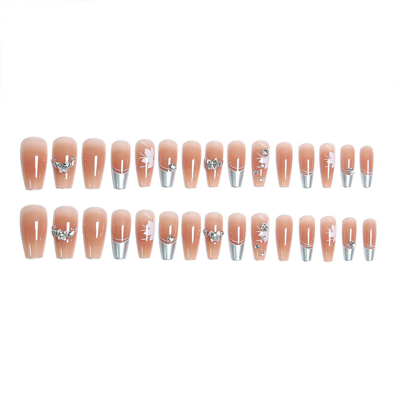 Kunstnagelset mit glamourösen Blüten- und Glitzerverzierungen Brehn