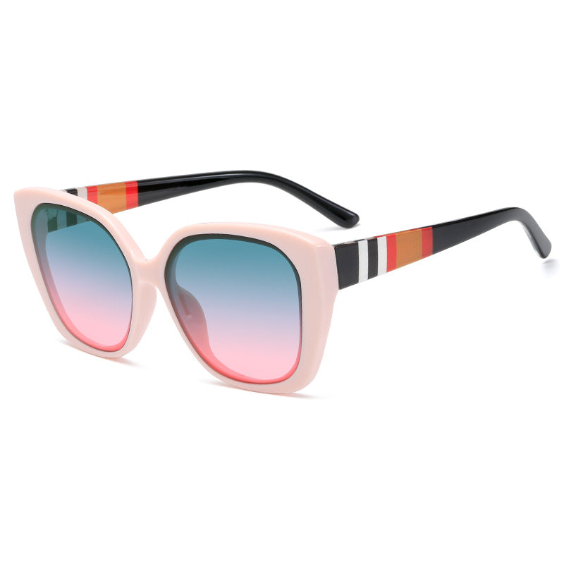 Damen modische Brille im auffälligen Retro-Stil Brehn