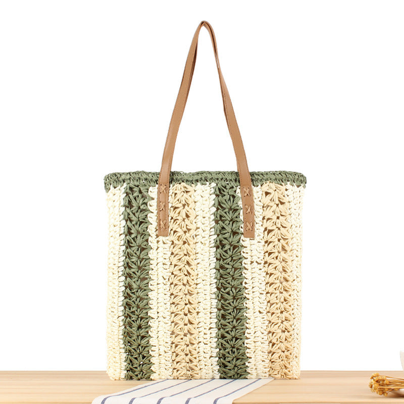 Strandtasche Aus Geflochtenem Naturmaterial mit Robusten Ledergriffen Brehn