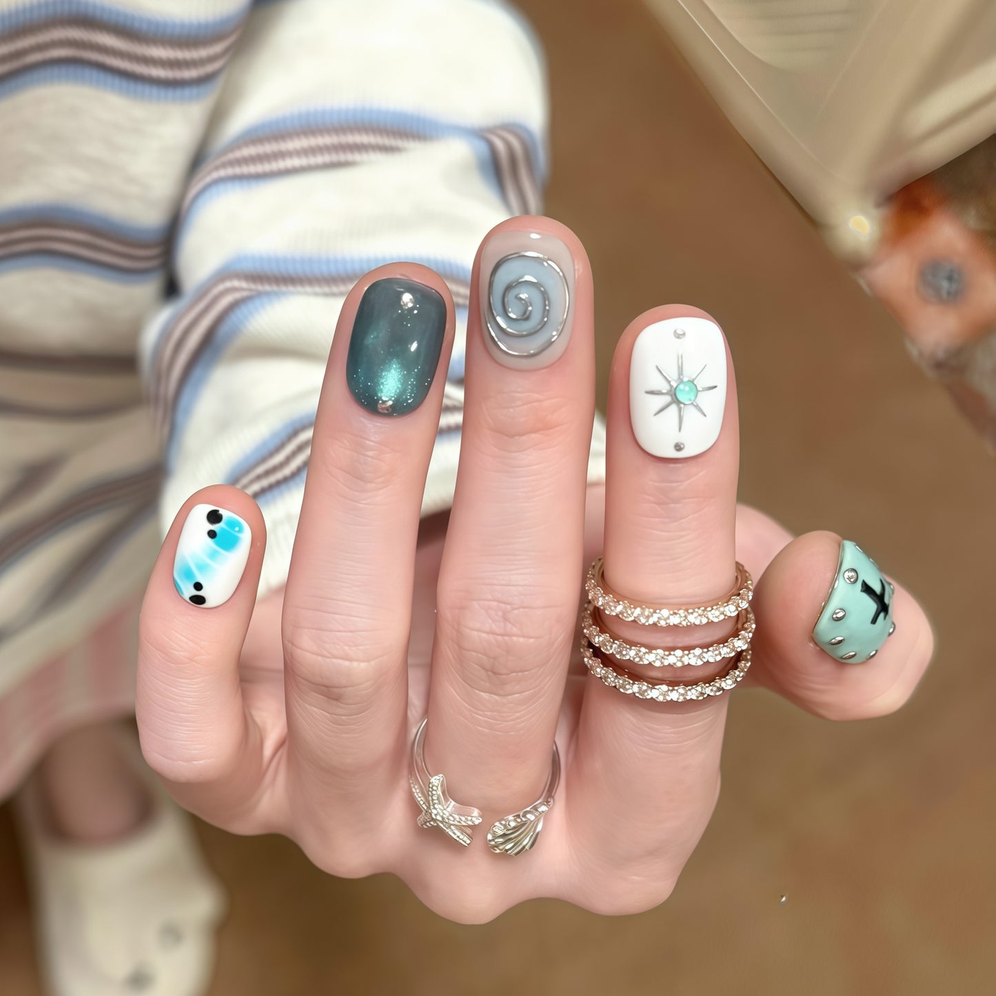 Künstliche Nagelspitzen mit Kreativen Geometrischen Designs Brehn