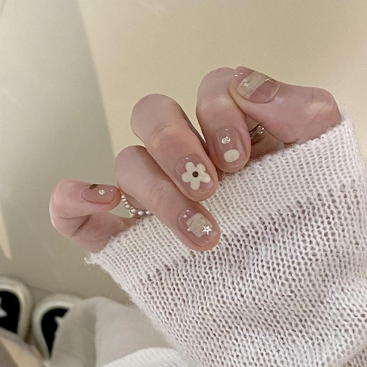Kunstnägel mit Eleganten Floralen Motiven Brehn