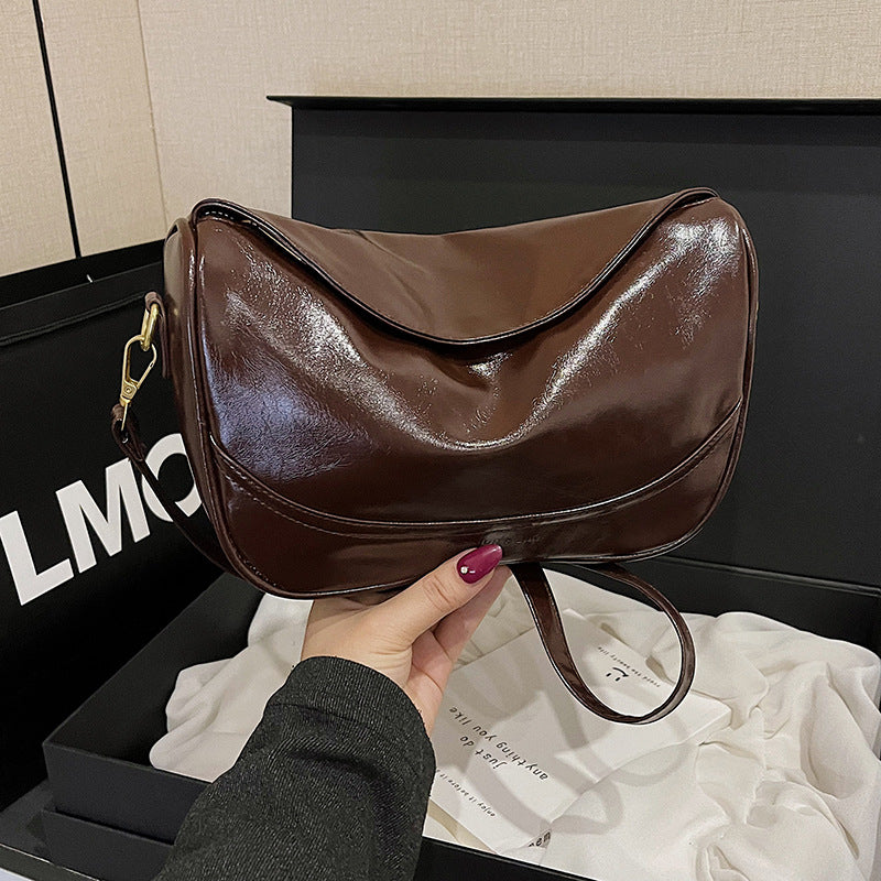Sleek Pouch Umhängetasche