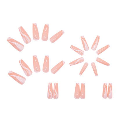 Kunstnagelset mit stylishen Wellenlinien Brehn