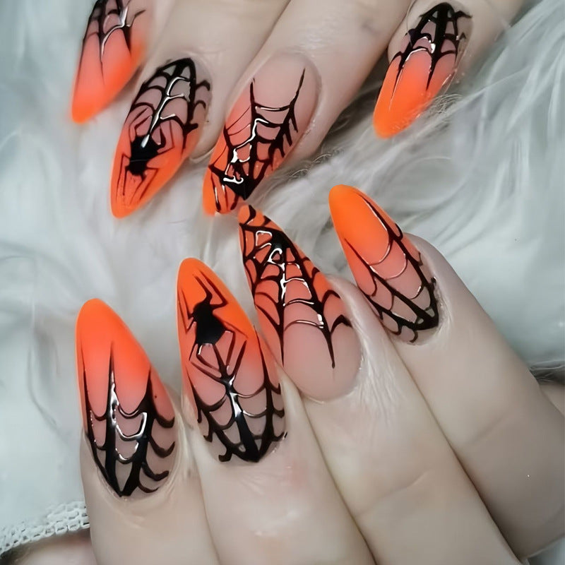 Halloween-inspirierte Nagelkunst-Set