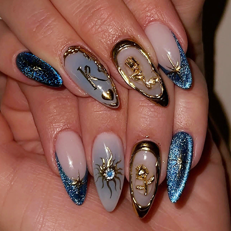 Glitzerndes Press-On Nagelset mit einzigartigen geometrischen Designs Brehn