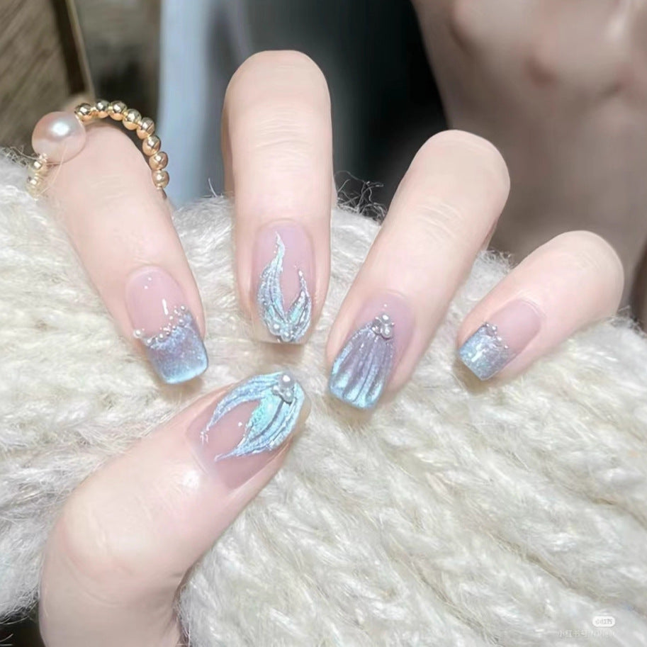 Kunstnägel mit Luxuriösem Aquamarin Design Brehn