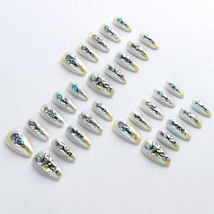Dekoratives Press-On Nagelset Brehn