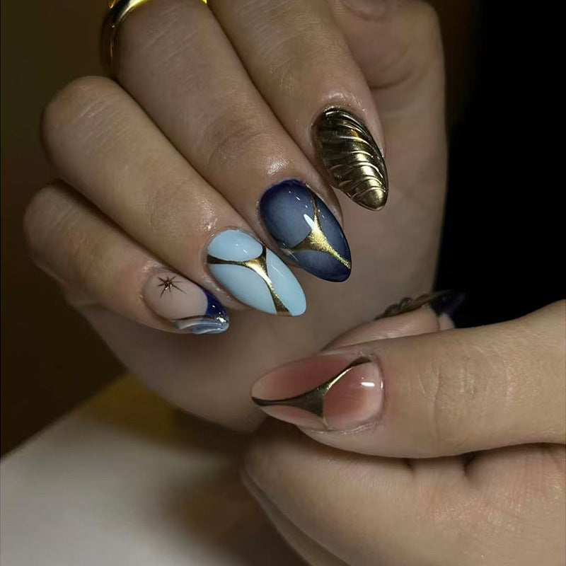 Künstlerische Nagelverlängerungen Brehn