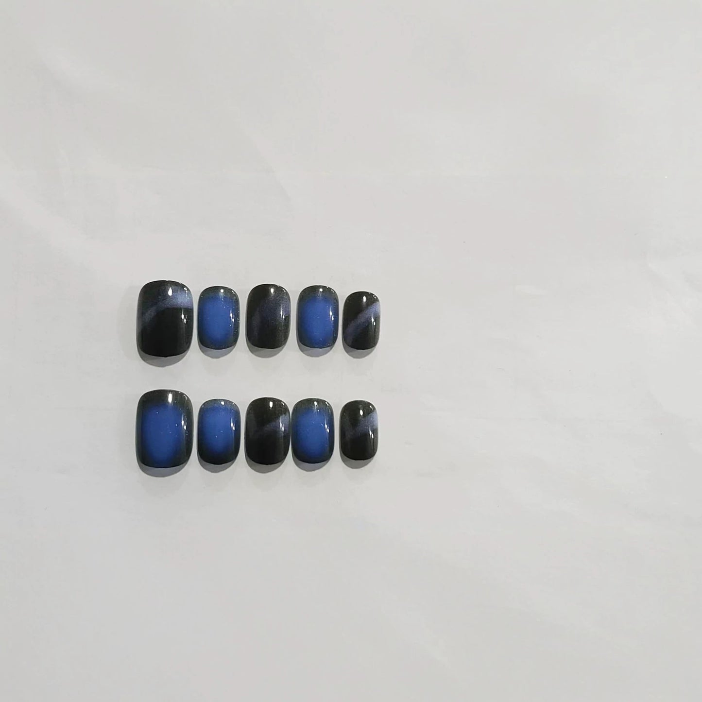 Galaxy-inspirierte Press-On Nagel Set Brehn