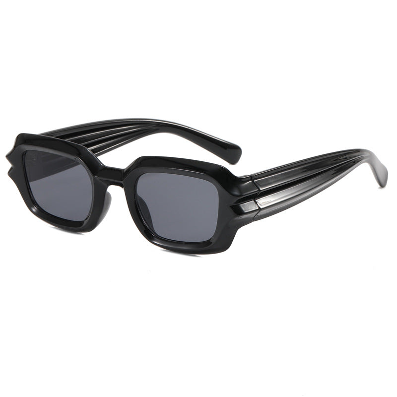 Damen modische Sonnenbrille im zeitgenössischen Design Brehn