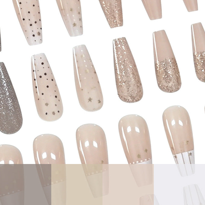 Elegante Sternen-Nagelkunst Brehn