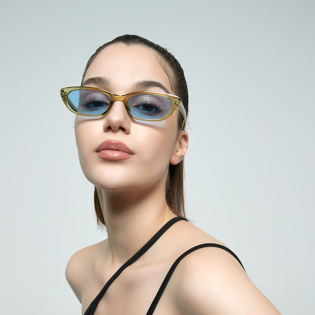 Damen modische Sonnenbrille mit einzigartigem Design und UV-Schutz Brehn