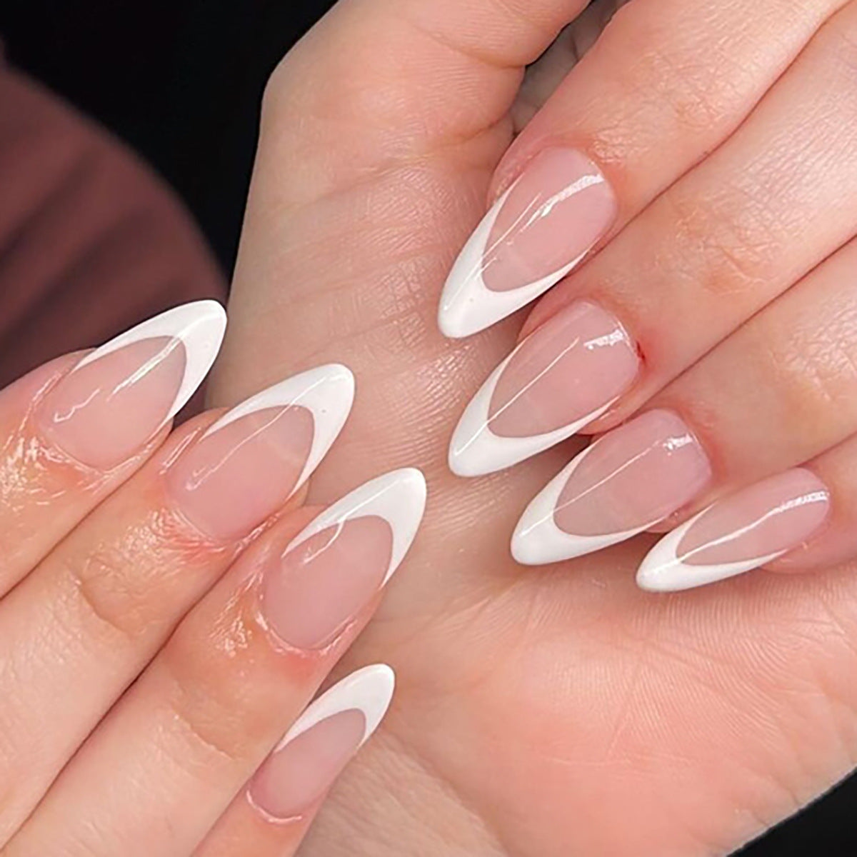 Elegante Stiletto Presse-auf Nägel mit Französischen Spitzen Brehn