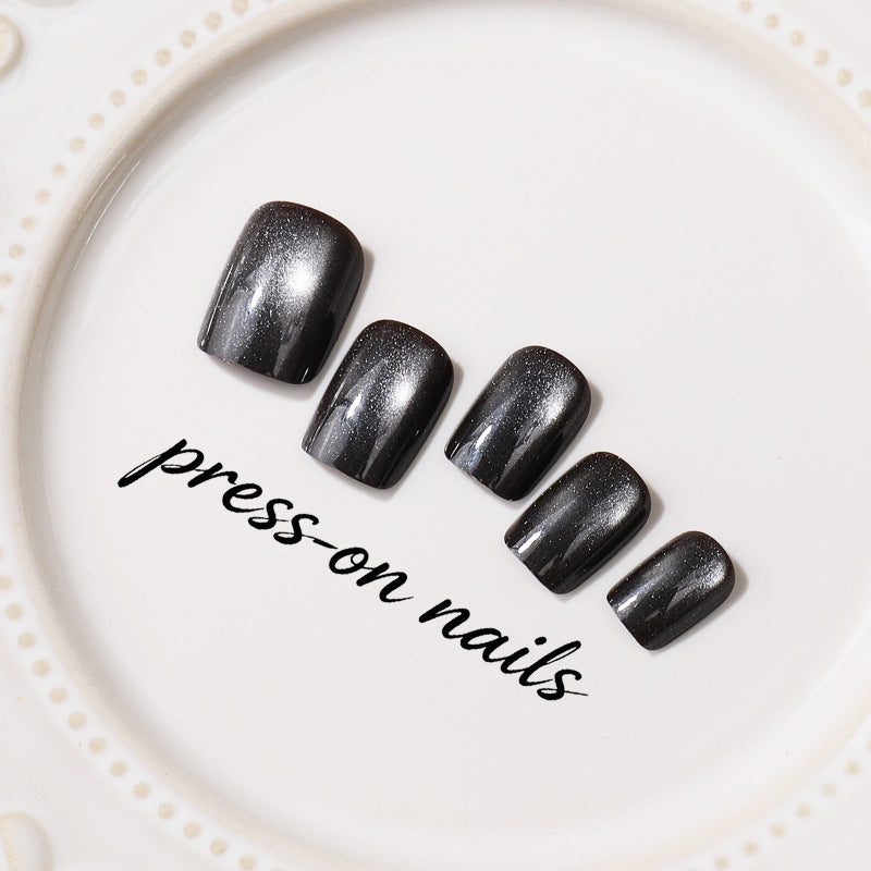 Stylisches Press-On-Nagel-Tips-Set Brehn