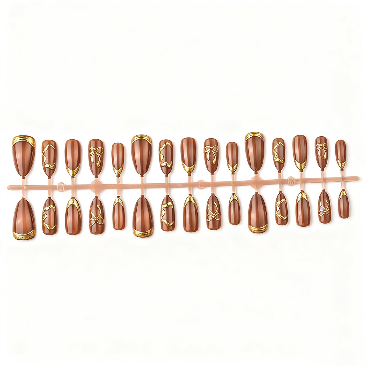 Dekorativer Metallic-Akzent Press-On-Nagelset