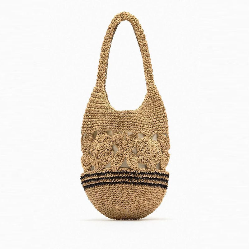 Gehäkelte Umhängetasche mit Floralem Design Brehn