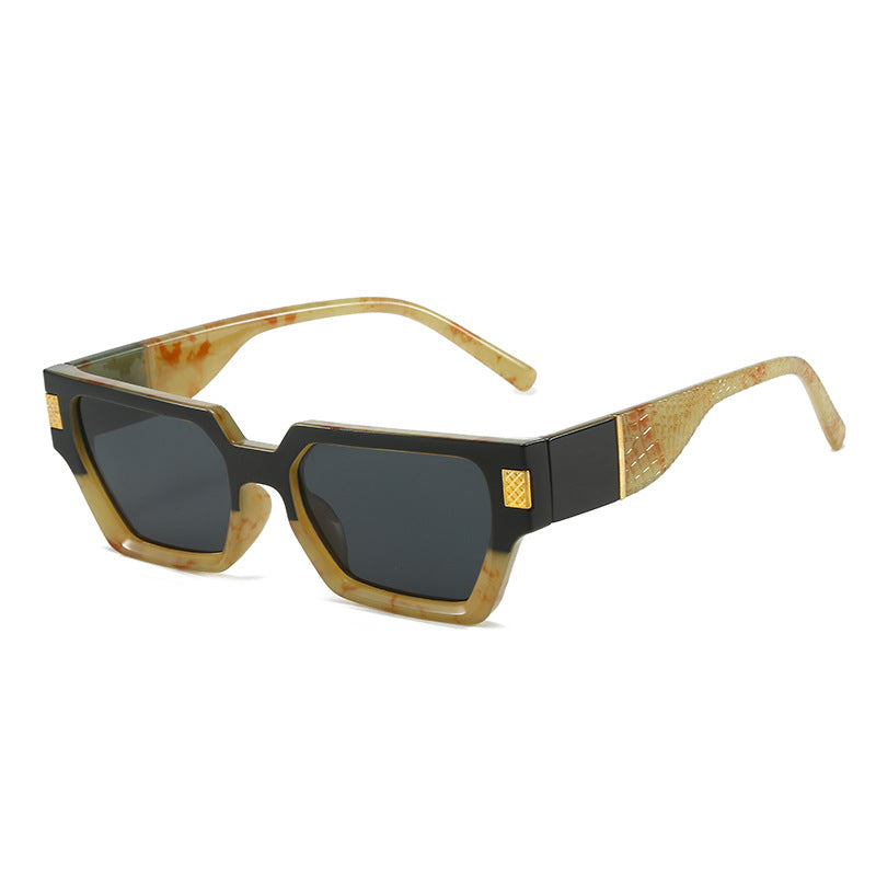Damen modische Sonnenbrille mit einzigartigem geometrischen Rahmen und luxuriösen Details Brehn
