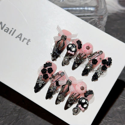 Gothic-Themen dekoratives Press-On-Nagelkunstset