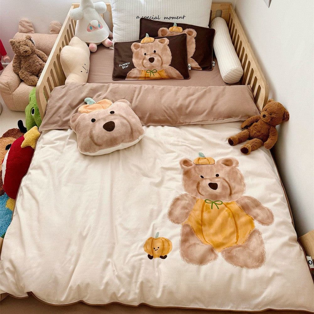 Kinder-Bettwäsche-Set mit kuscheliger Plüschapplikation und Teddybär-Kürbismotiv