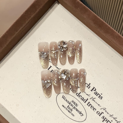 Glamorous Press-On Nail Art Set Brehn