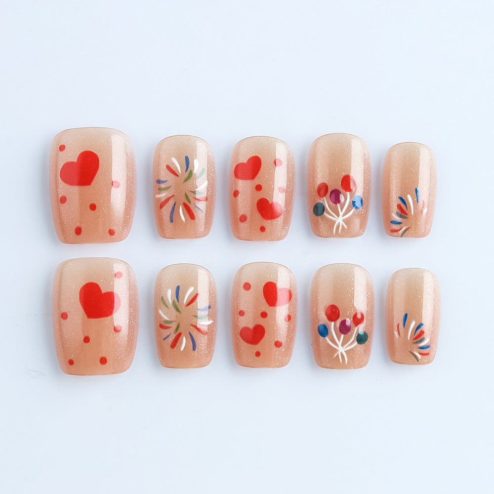 Kreative Herz-Themen Press-On Nail Art Brehn