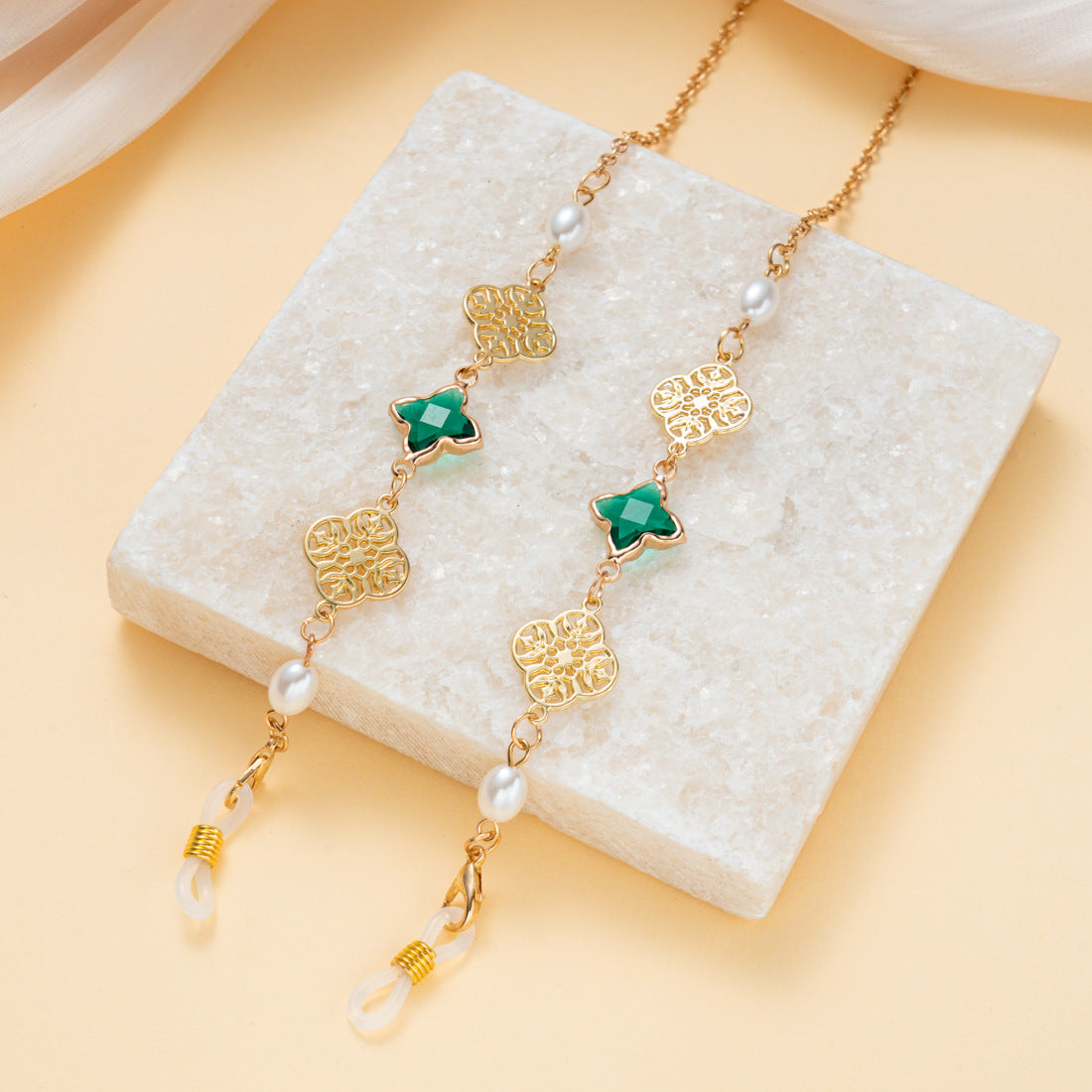 Elegante Edelstein- und Perlen-Brillenband Brehn