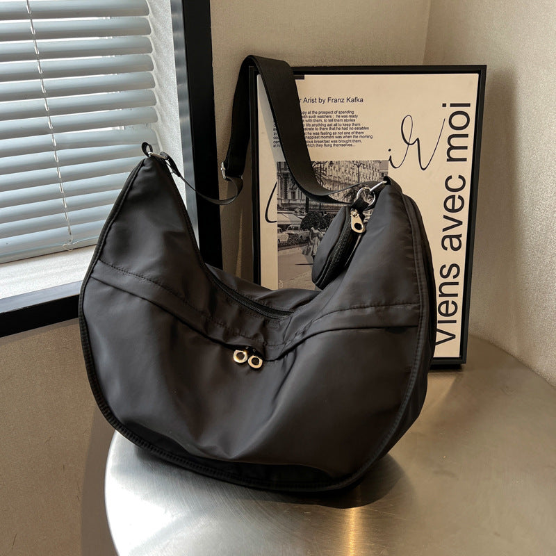 Stilvolle leichte Hobo Tasche Brehn