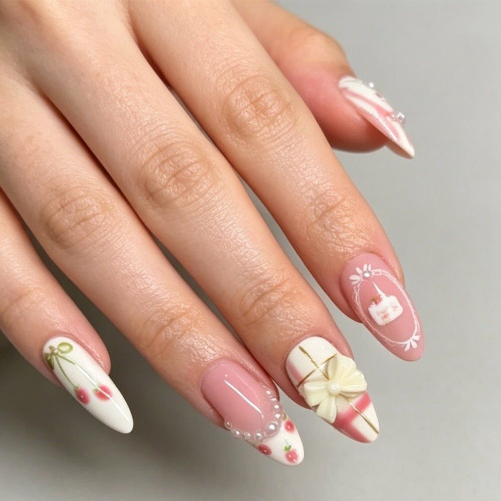 Kreative Kunstnägel mit Detailreichen 3D-Motiven Brehn