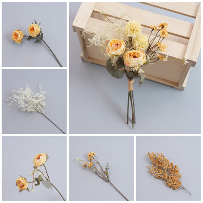 Bohemian getrockte Blumenarrangement