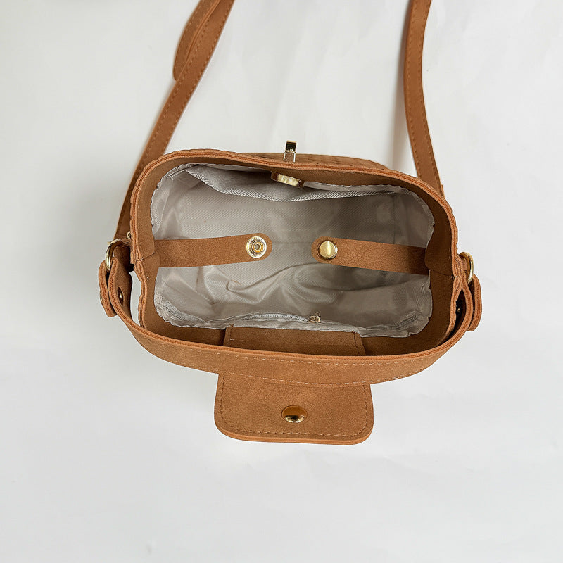 Gewebte Leder Eimer-Handtasche