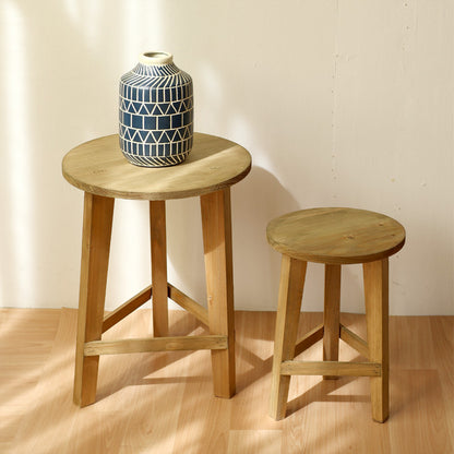 Rustikaler Hocker aus Massivholz Brehn