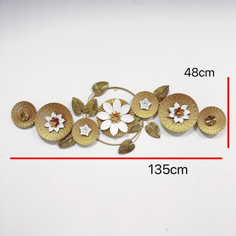 Elegante florale Metall Wand Skulptur Brehn