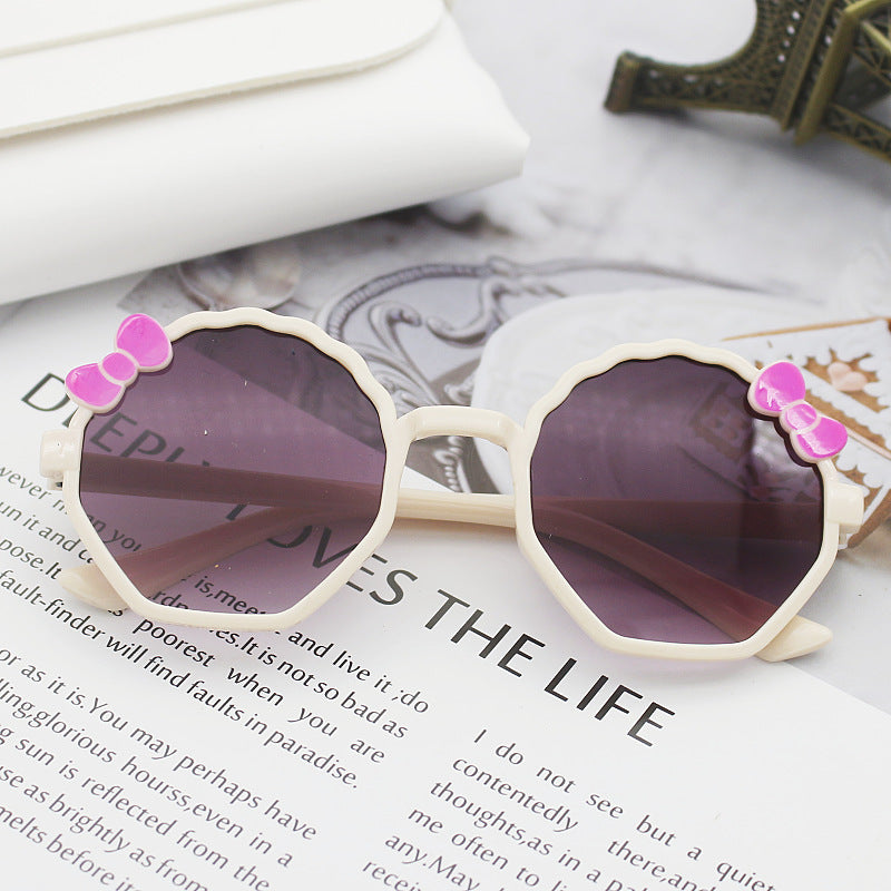Damen verspielte Sonnenbrille im kreativen Design Brehn
