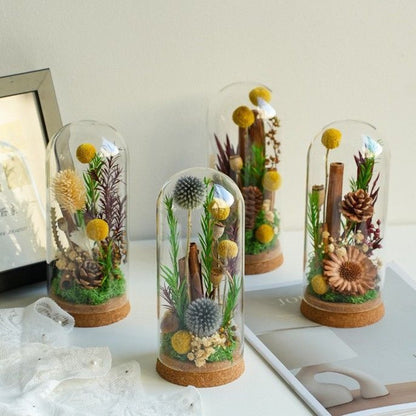 Moderner dekorativer floraler Terrarium