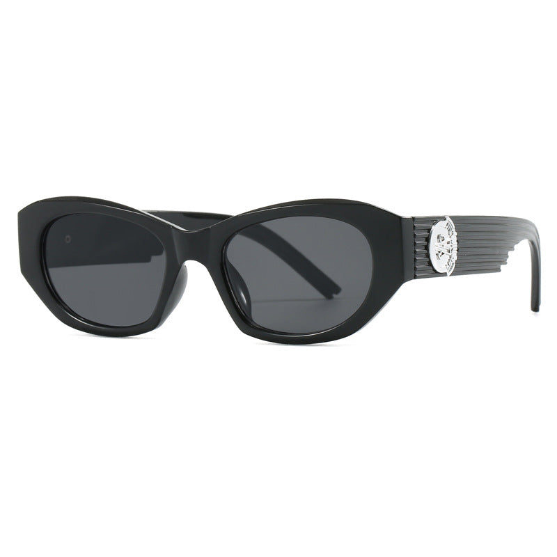Damen Modische Sonnenbrille im auffälligen Design mit luxuriösen Rahmenelementen Brehn