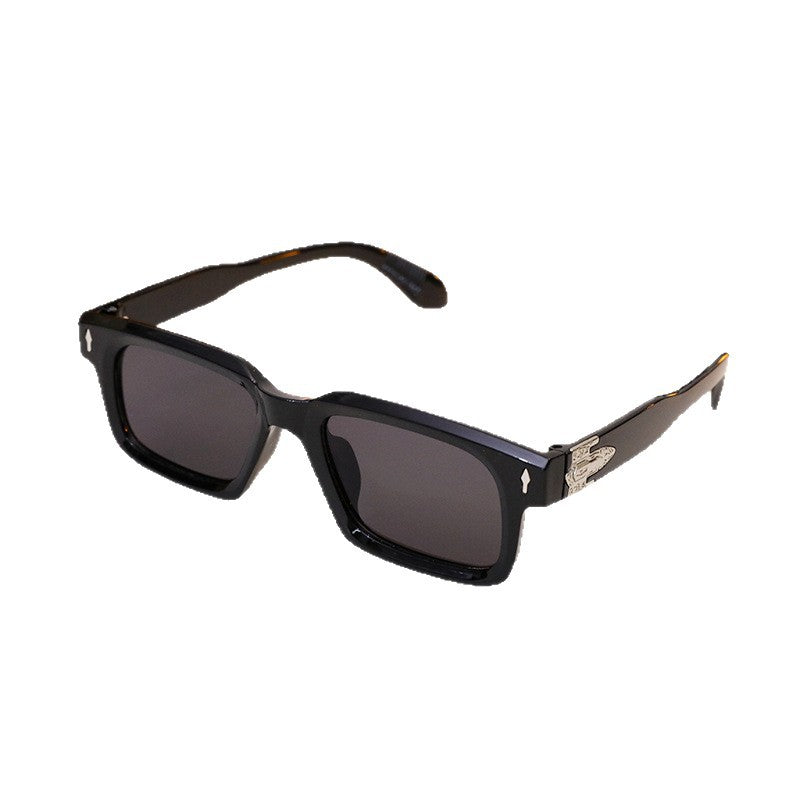 Damen elegante rechteckige Sonnenbrille mit speziellem Rahmen Brehn