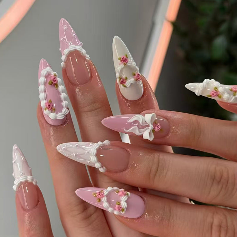 Künstlerisches Floral Design Press-On Nagelset Brehn