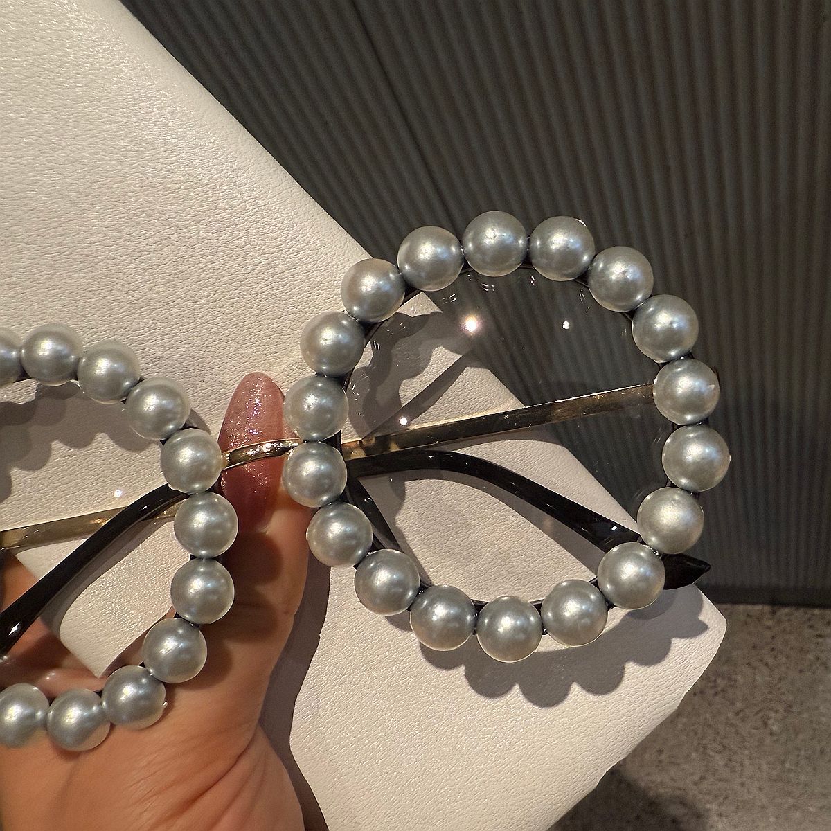 Damen elegante Vintage-Sonnenbrille mit Perlenbesatz Brehn