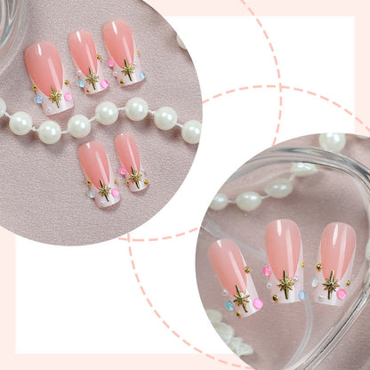 Kunstnagelset mit zartem Blumendekor Brehn