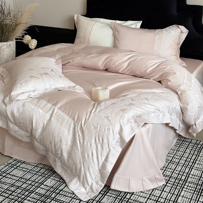 Luxuriöses Satin-Jacquard-Blumenbettwäsche-Set mit plissiertem Bettrock