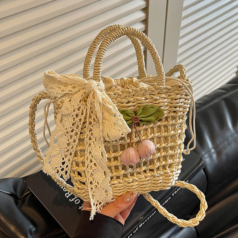 Handgefertigte Strohtasche