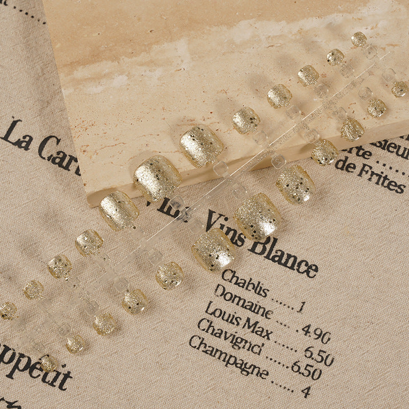 Glitzerndes Press-On Nagelkunst-Set Brehn