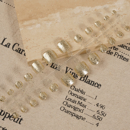 Glitzerndes Press-On Nagelkunst-Set Brehn