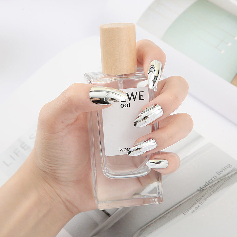 DIY Press-On Nail Set mit Premium-Finish Brehn
