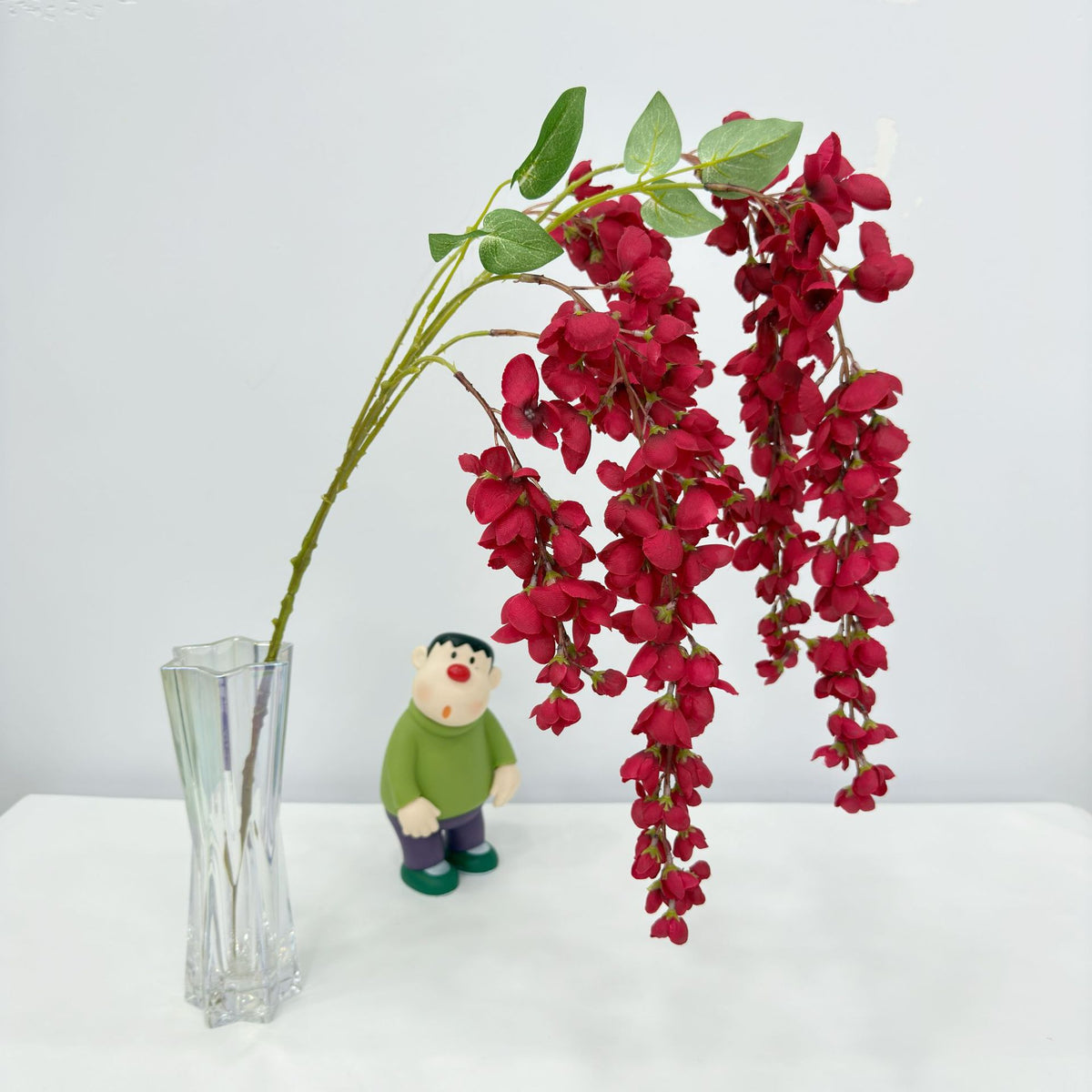 Elegante hängende Blumenarrangement