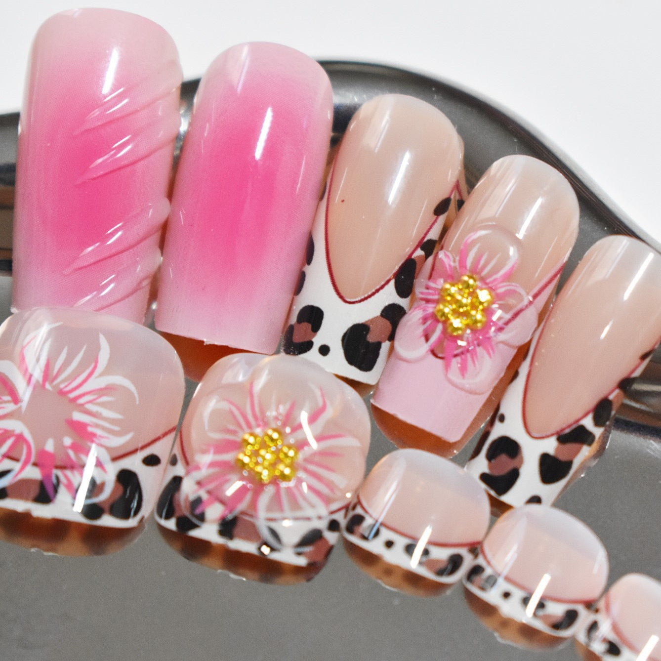 Dekorative Nagelkunst Brehn