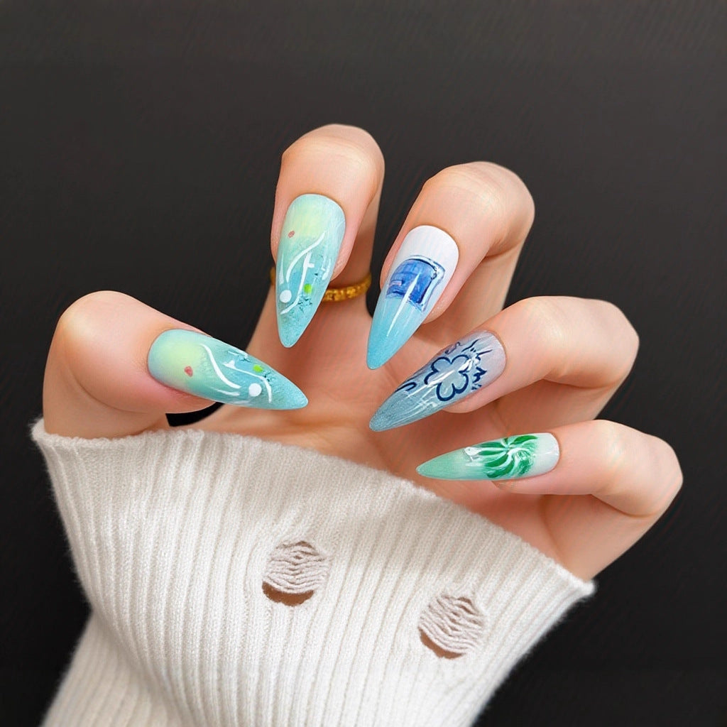 Kunstvolle Nagelverlängerungen mit Eleganten Spitzen Brehn