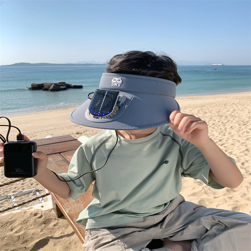 Sonnenblende für Kinder mit Solarlüfter und integrierten LED-Leuchten Brehn